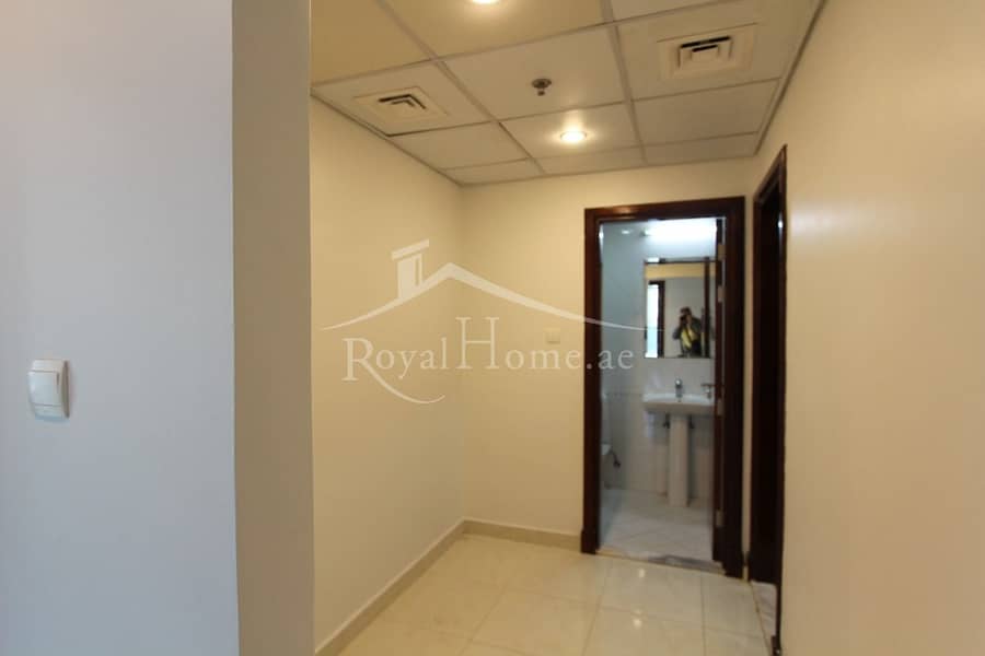 Full Marina View, Opal Tower 2BR with maids room - Image 8