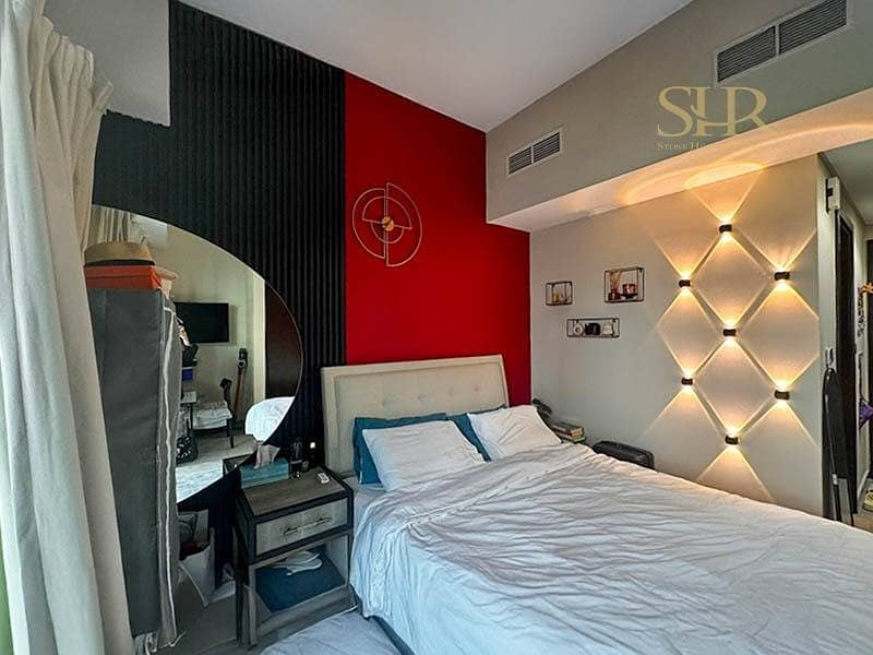 Fully Furnished | High Floor | Near Metro