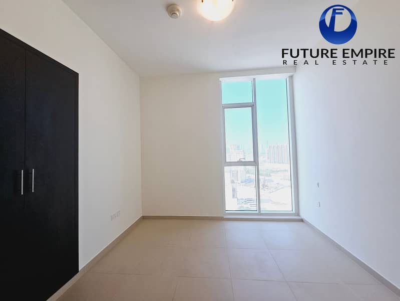 Luxurious 2BHK | GYM Pool Parking | Nearby Metro - Image 7