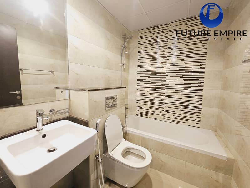 Luxurious 2BHK | GYM Pool Parking | Nearby Metro - Image 12