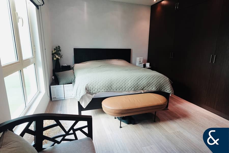 4-Bedroom | Large Garden | Open Living Room - Image 8