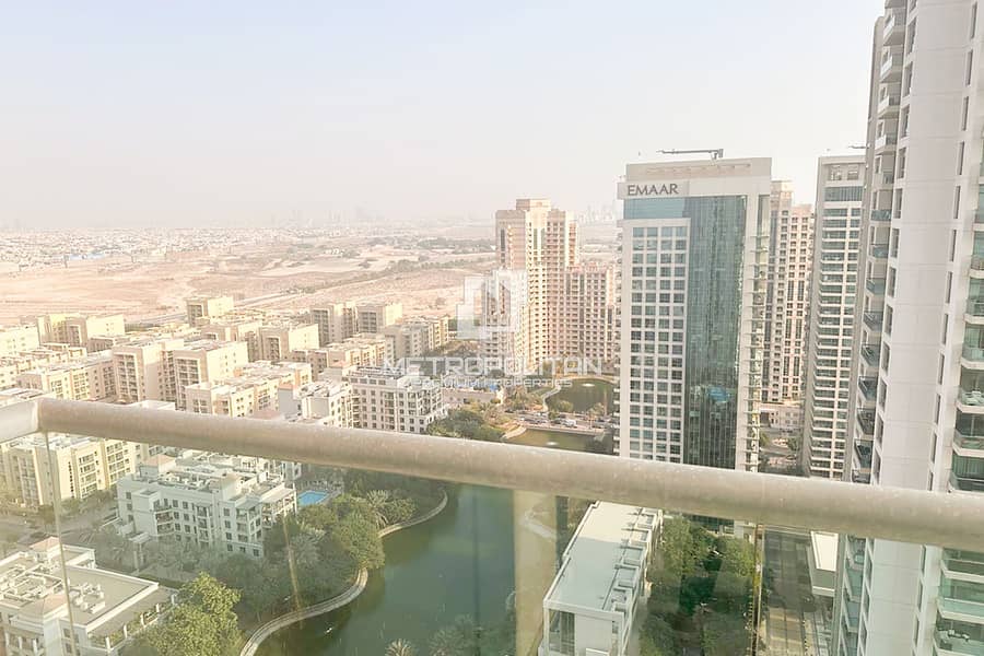 Spacious | High Floor | Golf Views | Vacant - Image 17