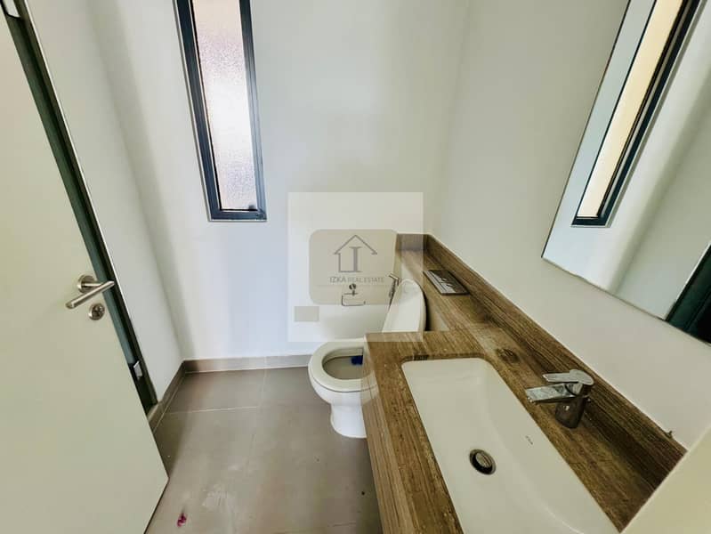 Single row | Park facing | Close to amenities - Image 6