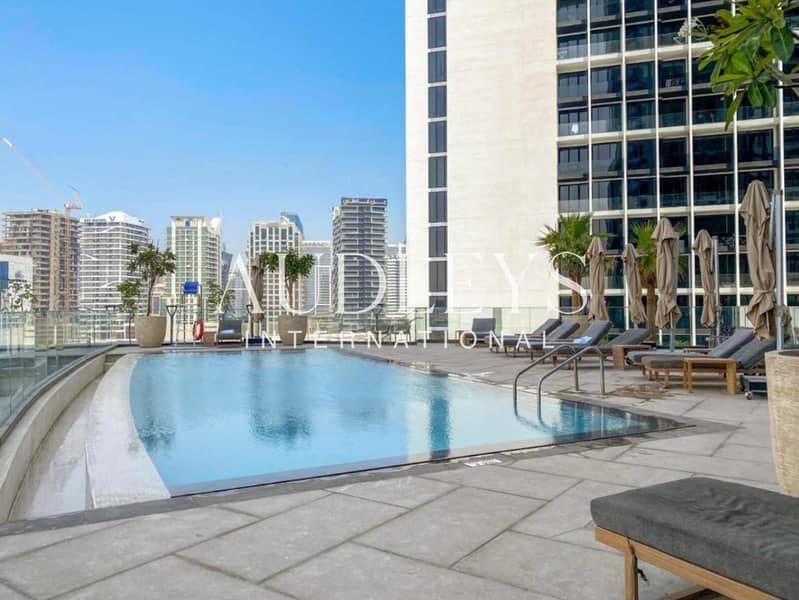 Fully Furnished I Luxurious I Burj Khalifa View - Image 10