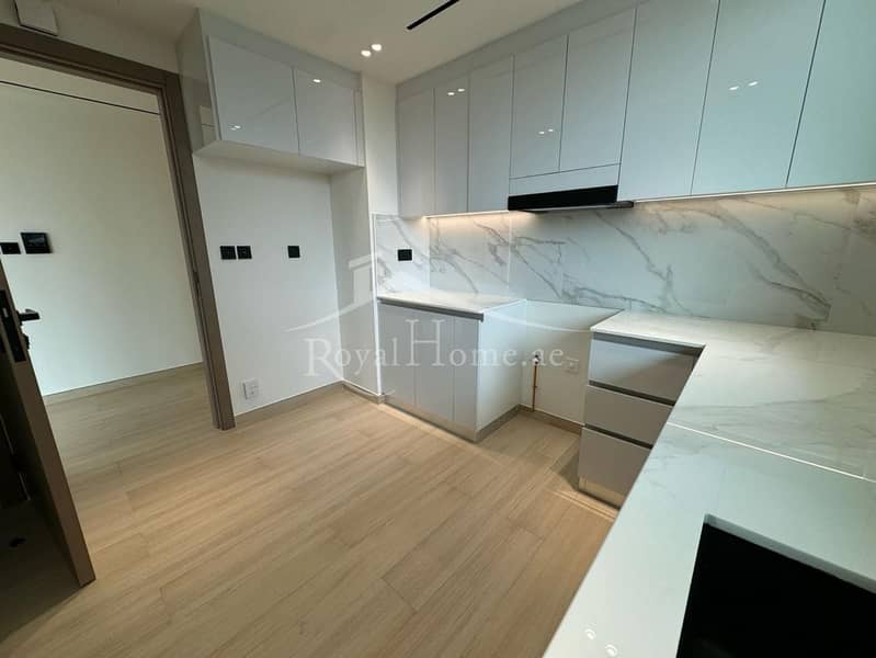 STYLISH URBAN RESIDENCES AT BINGHATTI CORNER