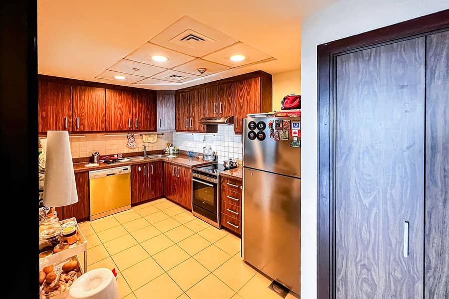 2 bed + Maids | Burj Khalifa view | Exclusive - Image 18