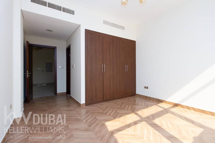 Community View | Premium | Maid Room | Unfurnished - Image 30