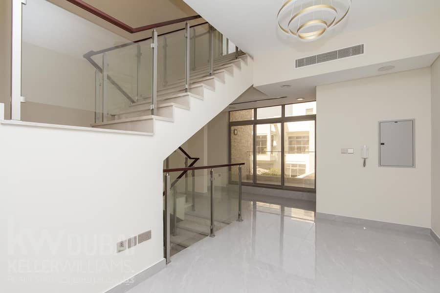 Community View | Premium | Maid Room | Unfurnished - Image 31