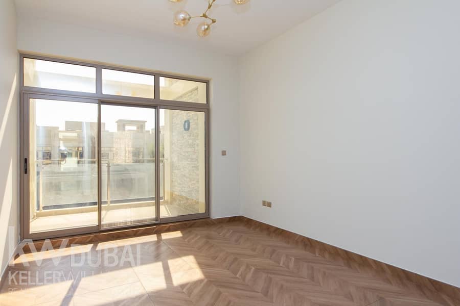 Community View | Premium | Maid Room | Unfurnished - Image 32