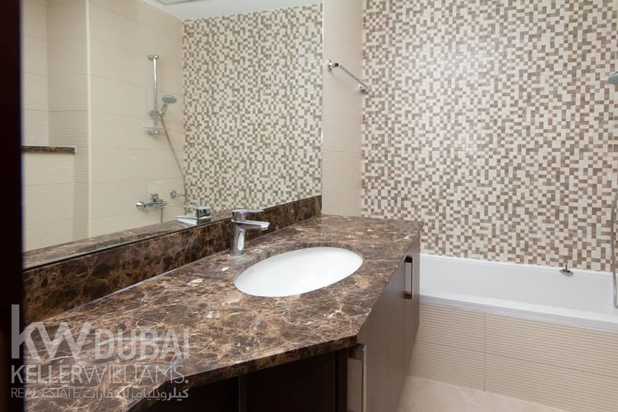 Community View | Premium | Maid Room | Unfurnished - Image 34