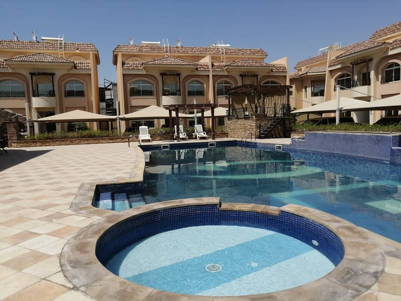 2 Super Stunning and Luxury Six Bed Villa with Gym Pool Parking