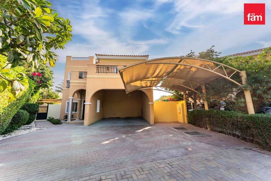 Corner | Well Maintained | Close To Park | Pool