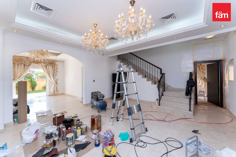 Corner | Well Maintained | Close To Park | Pool - Image 12