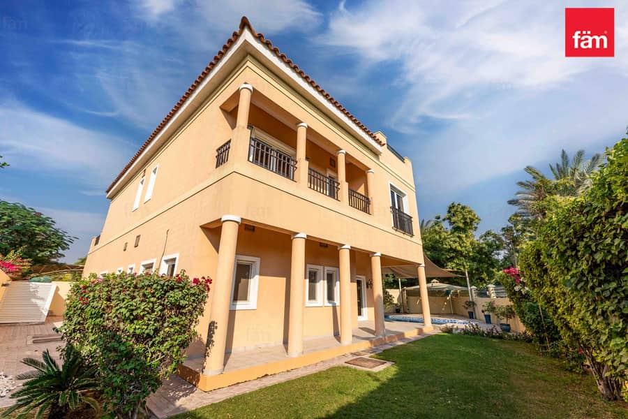 Corner | Well Maintained | Close To Park | Pool - Image 7