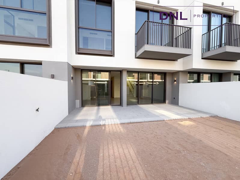 Ready To Move/ Motivated Seller / Brand New - Image 10