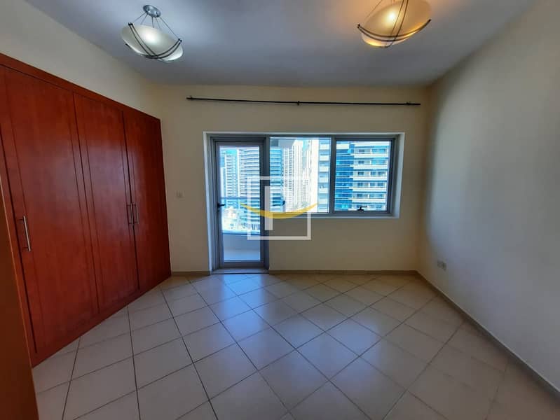 2BR Lounge Ac and Gas Free Marina Walk Metro Tram