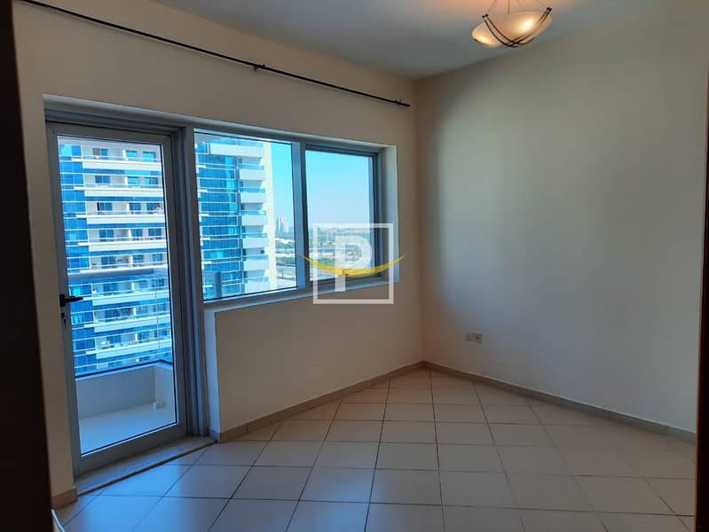 2BR Lounge Ac and Gas Free Marina Walk Metro Tram - Image 10