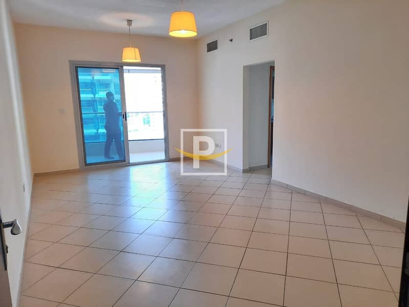 2BR Lounge Ac and Gas Free Marina Walk Metro Tram - Image 13