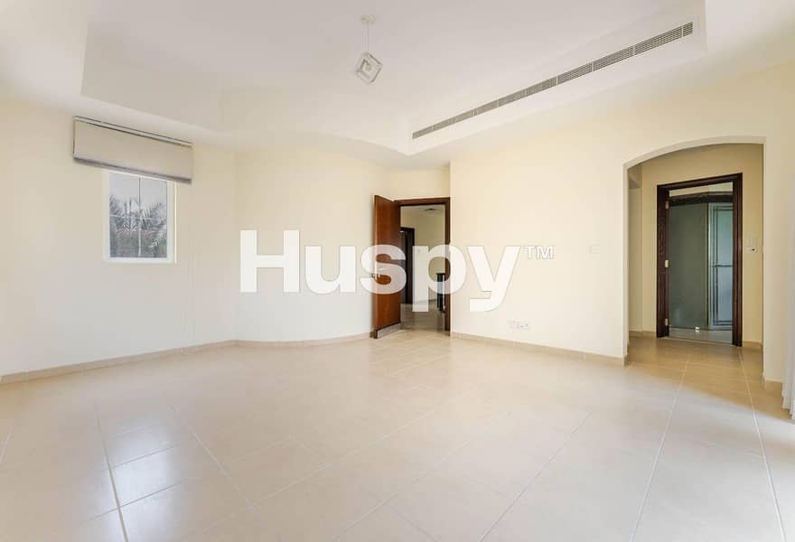 Landscaped | Vacant Soon | Single Row - Image 9