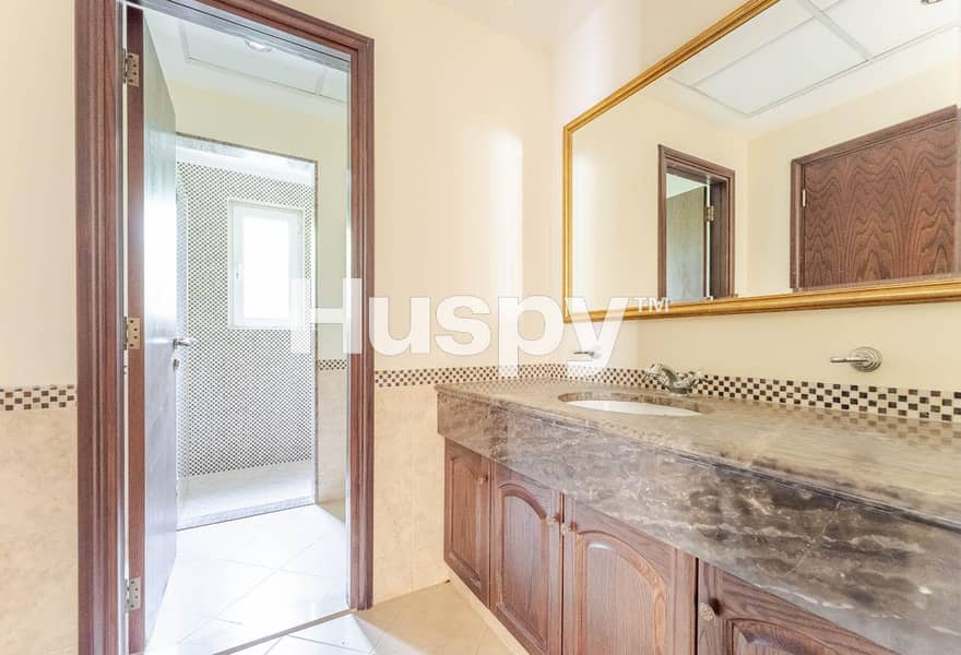 Landscaped | Vacant Soon | Single Row - Image 11