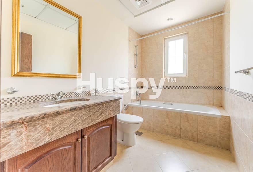 Landscaped | Vacant Soon | Single Row - Image 17