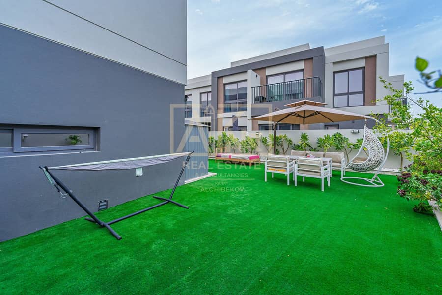 Luxurious 4-Bedroom Townhouse | The Pulse Townhouses | Fully Furnished - Image 21