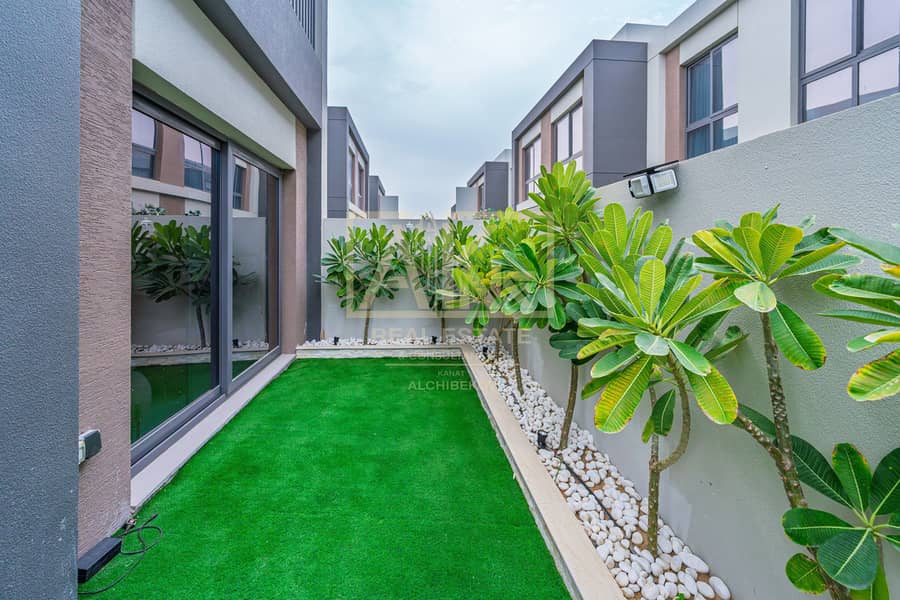 Luxurious 4-Bedroom Townhouse | The Pulse Townhouses | Fully Furnished - Image 22