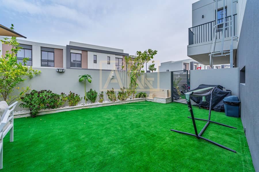 Luxurious 4-Bedroom Townhouse | The Pulse Townhouses | Fully Furnished - Image 24