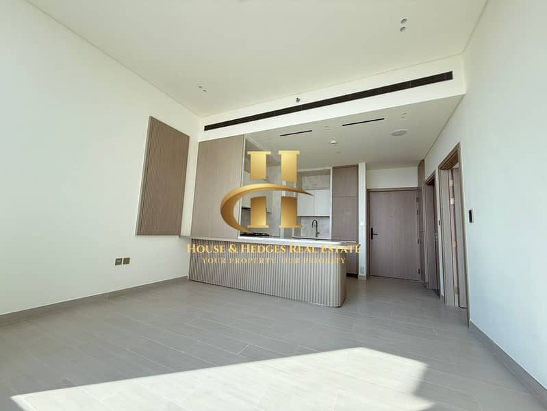 Premium Finishing | With Private Pool | Vacant