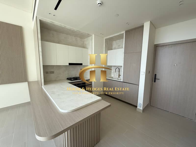 Premium Finishing | With Private Pool | Vacant