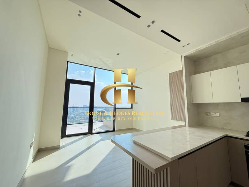 Premium Finishing | With Private Pool | Vacant