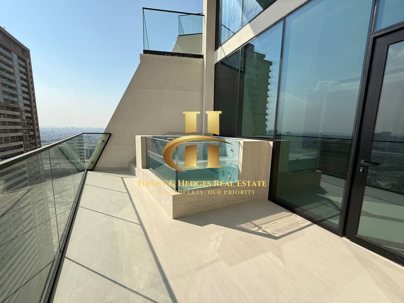 Premium Finishing | With Private Pool | Vacant - Image 9