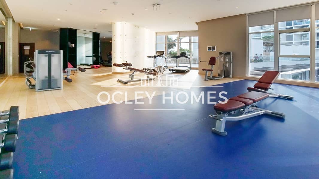 Modern Unit | All Bills Included | Monthly Stays - Image 19