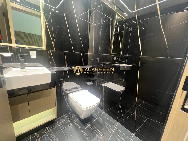 Unfurnished 3BR| Cozy living | Prime Location - Image 12