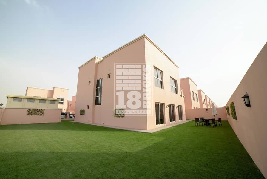 Payment in 5yrs | Luxurious | Corner Unit Payment in 5yrs | Luxurious | Corner Unit