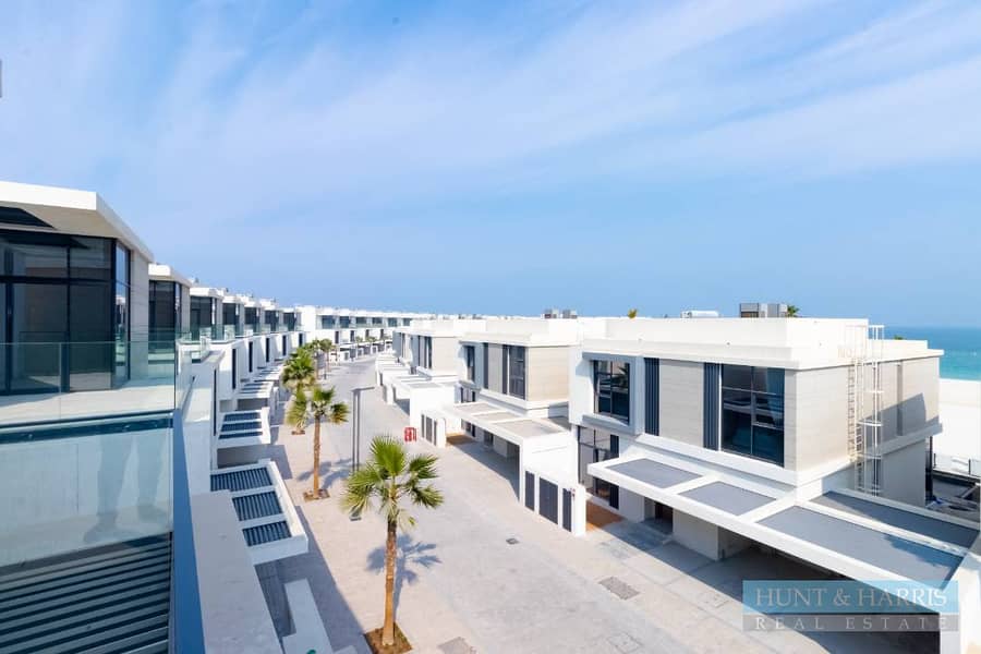 Three Bedroom Villa with Private Beach Access for Rent, Marjan Island - Image 2