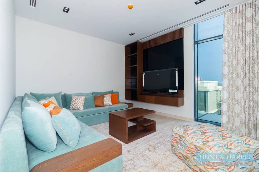 Three Bedroom Villa with Private Beach Access for Rent, Marjan Island - Image 13