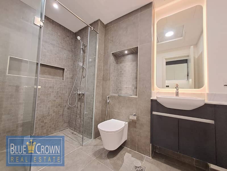 OPEN BRIGHT VIEW!!LAVISH STUDIO WITH STUDY ROOM - Image 12