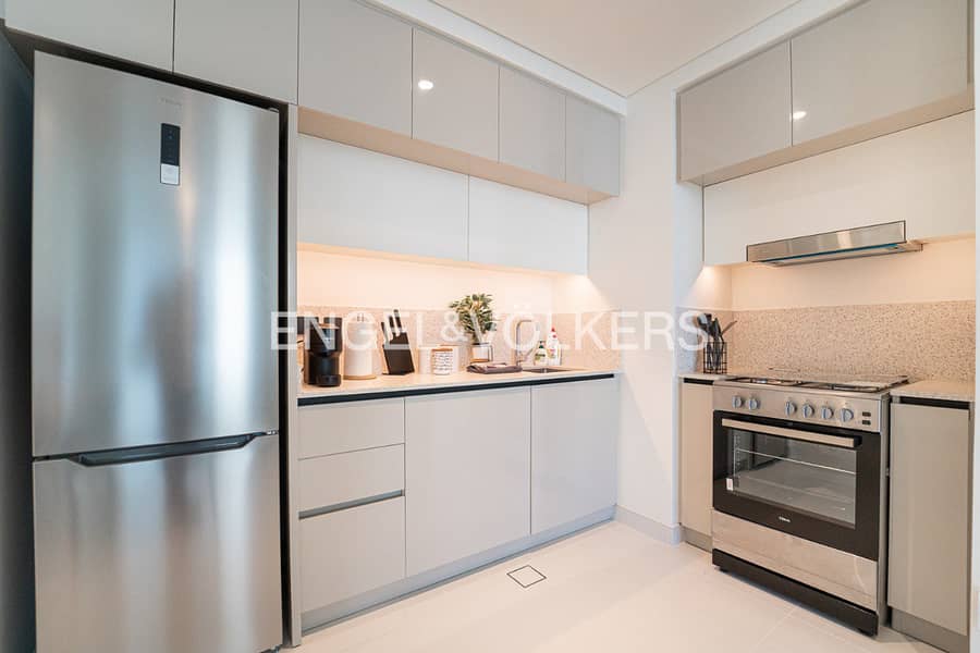 Fully Furnished | Sea View | Vacant Soon