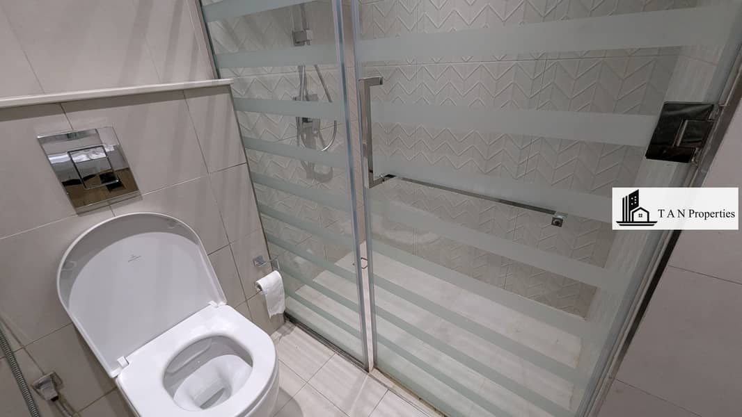 3 BHK + MAIDS |•| KITCHEN APPLIANCES |•| LUXURY BUILDING |•| MODERN FINISHING - Image 15