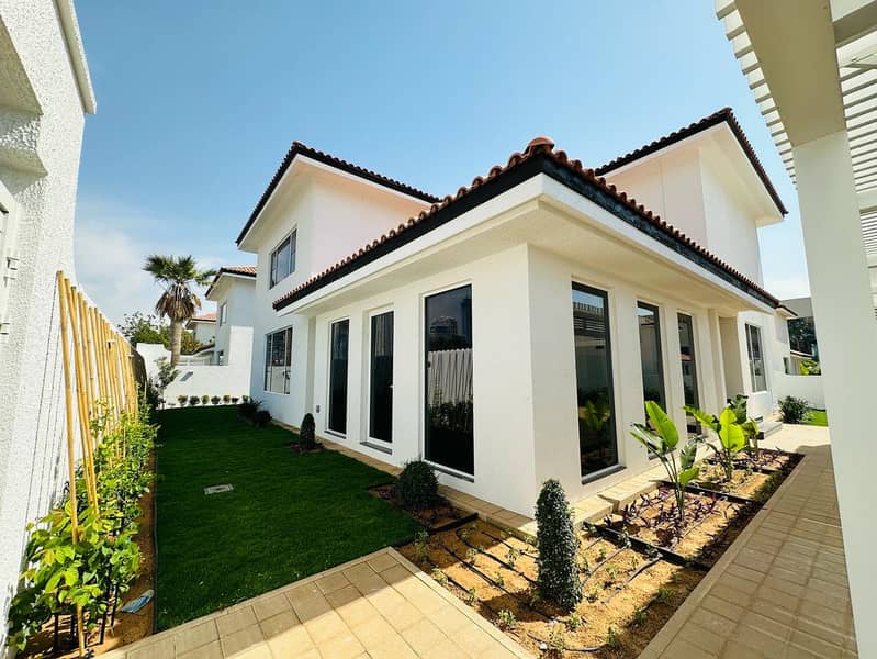 Premium quality |5 bedroom compound villa | shared pool and gym