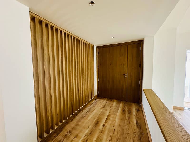 Premium quality |5 bedroom compound villa | shared pool and gym - Image 7