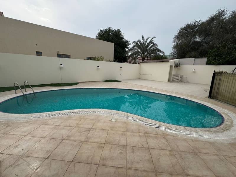 7 bedroom villa + Maid’s room |Spacious | In perfect condition - Image 30