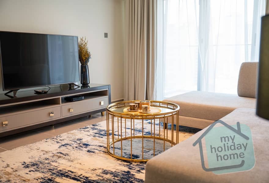 Beautiful 1 BR Canal View | Spacious | High floor - Image 9