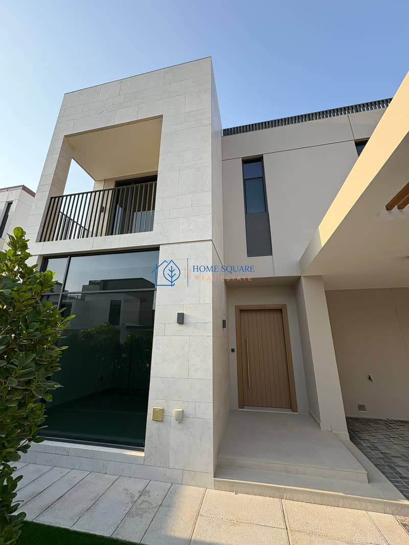 DESIGNER 4BR VILLA I PRIME LOCATION I PRIVATE GARDEN