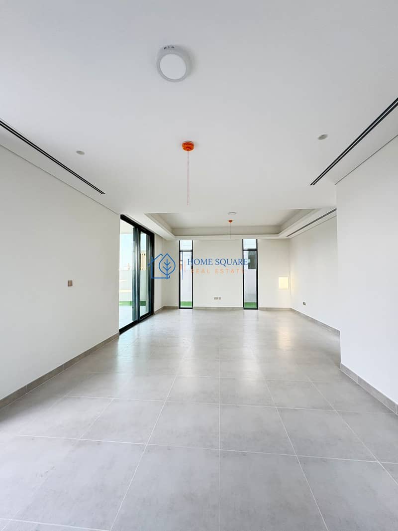 DESIGNER 4BR VILLA I PRIME LOCATION I PRIVATE GARDEN