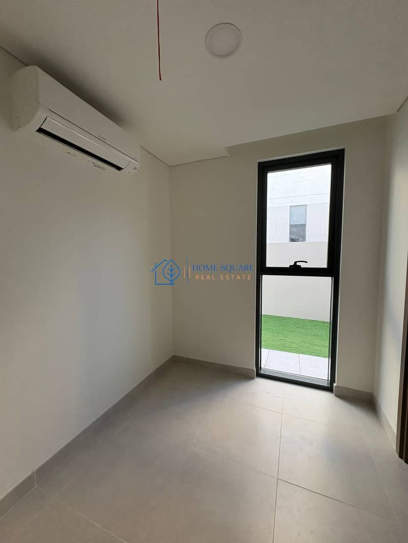 DESIGNER 4BR VILLA I PRIME LOCATION I PRIVATE GARDEN - Image 7