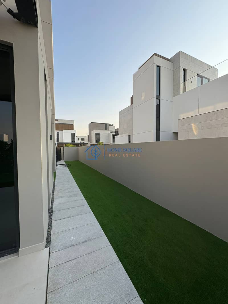 DESIGNER 4BR VILLA I PRIME LOCATION I PRIVATE GARDEN - Image 15