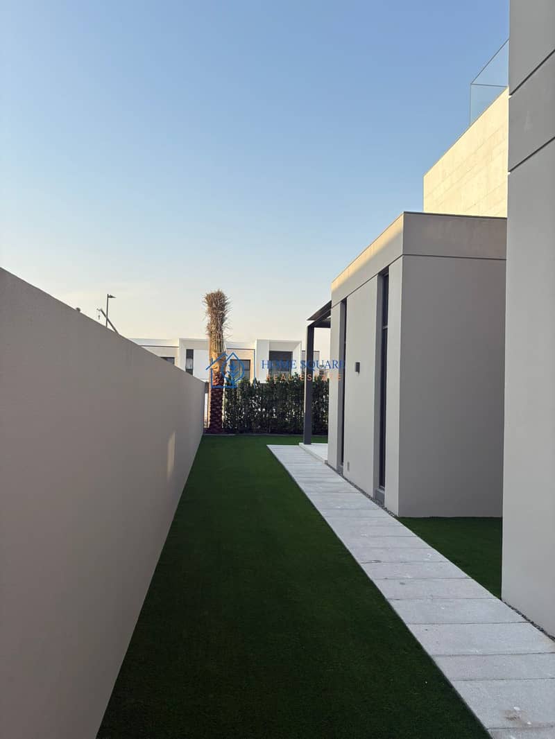 DESIGNER 4BR VILLA I PRIME LOCATION I PRIVATE GARDEN - Image 16