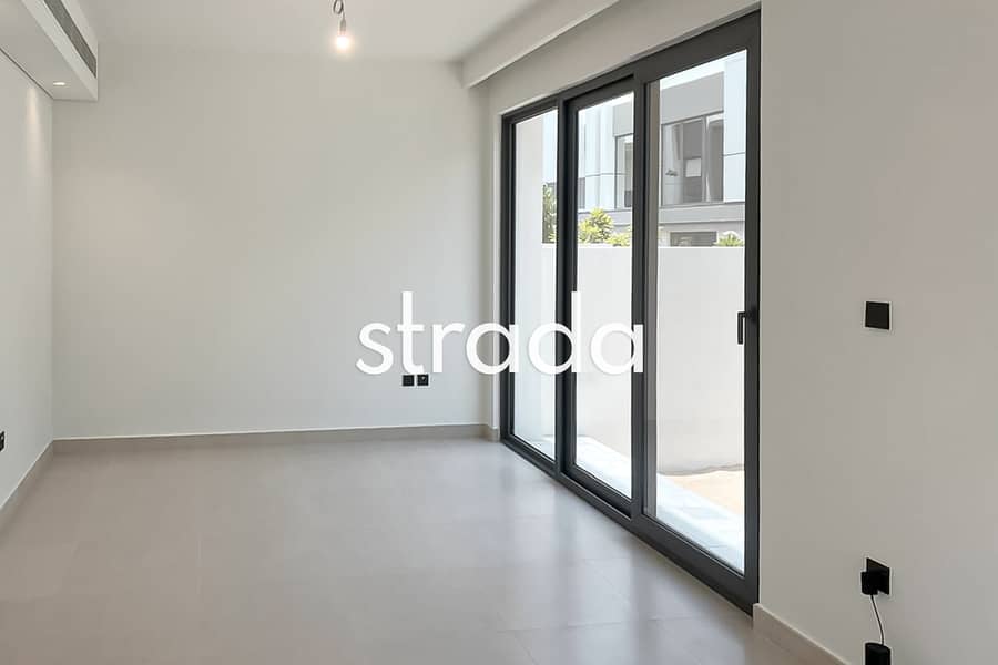 Landscaped | Aura Gardens | Ready Now - Image 10